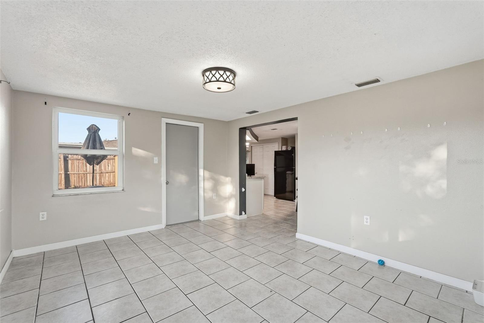 Image 28 of 37 For 9101 Hunt Club Lane