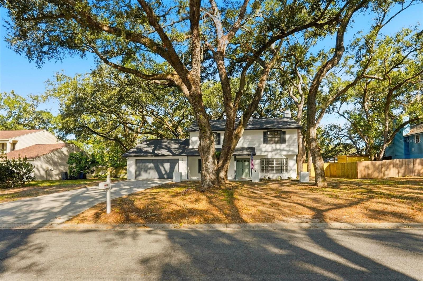 Image 34 of 43 For 404 Bryan Oak Avenue