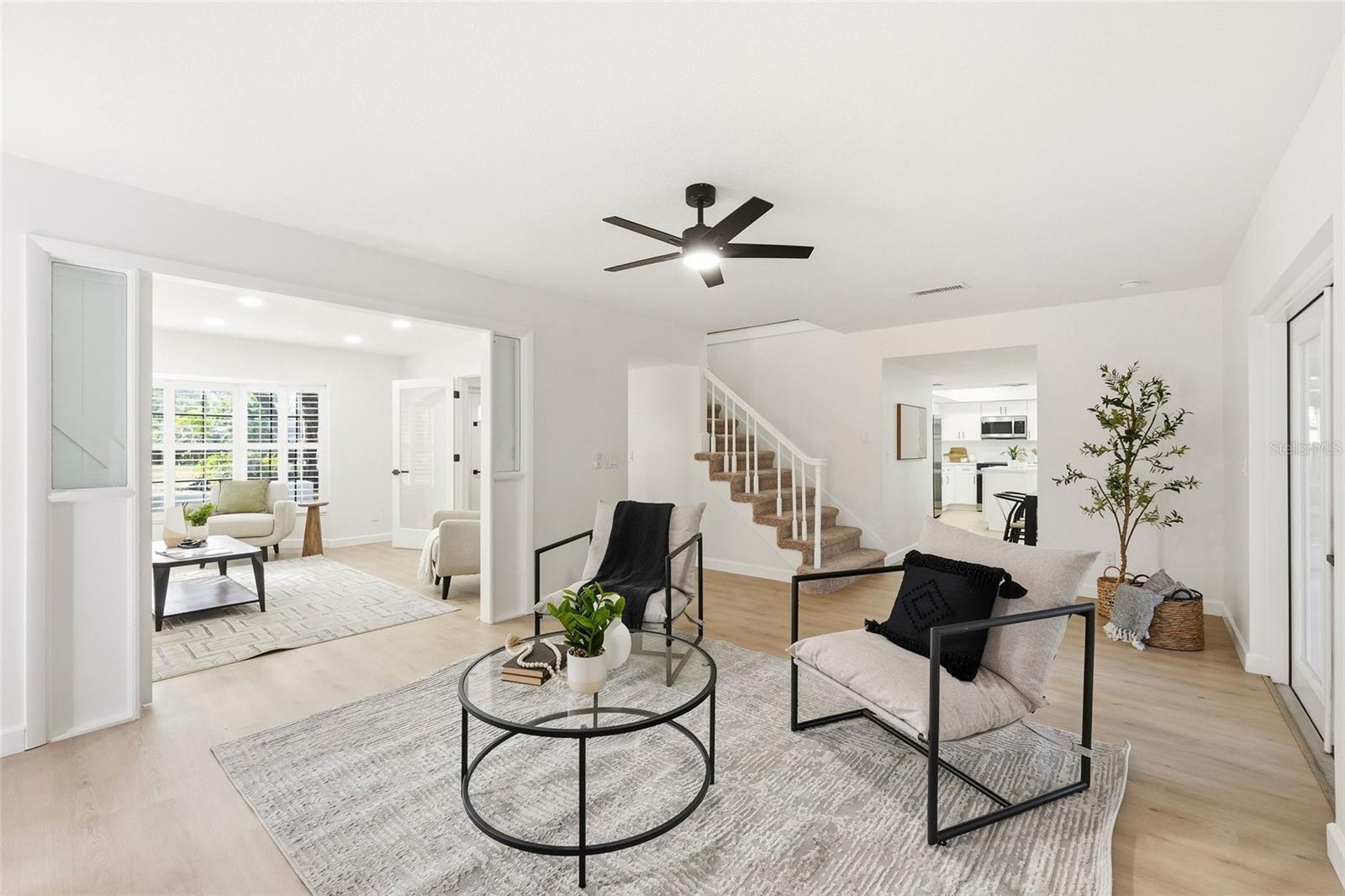 Image 5 of 43 For 404 Bryan Oak Avenue