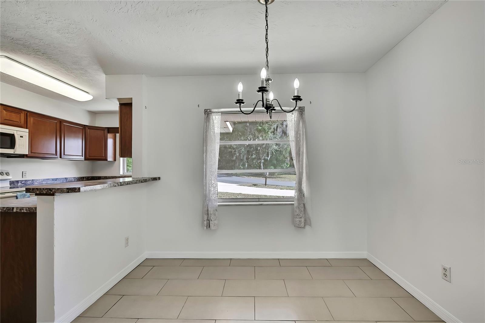 Image 10 of 54 For 12130 Maple Street