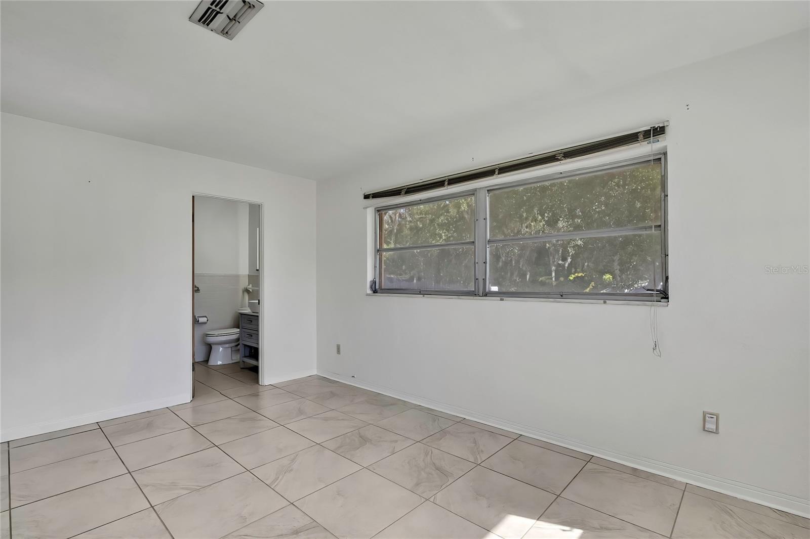 Image 16 of 54 For 12130 Maple Street