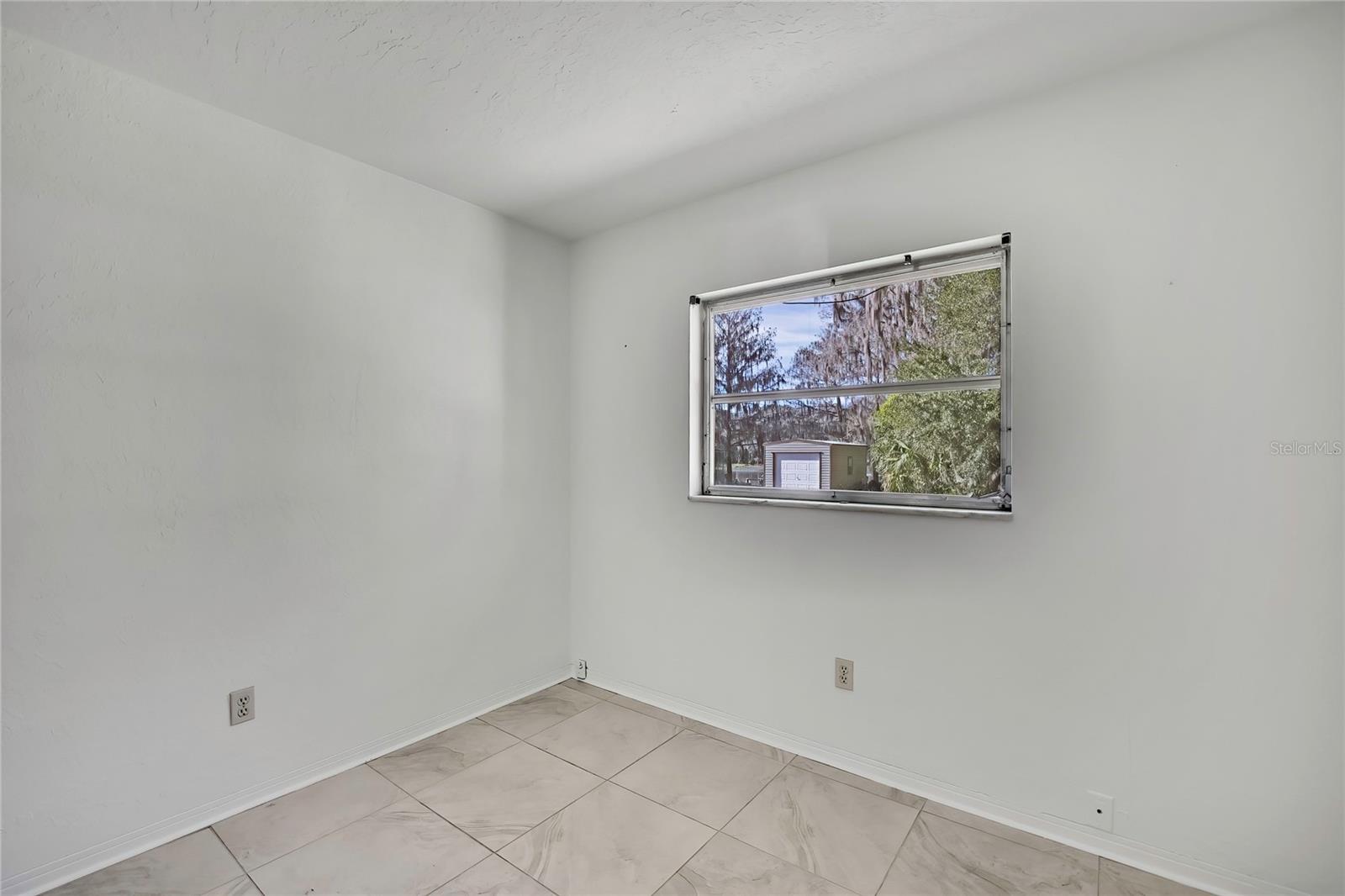 Image 23 of 54 For 12130 Maple Street