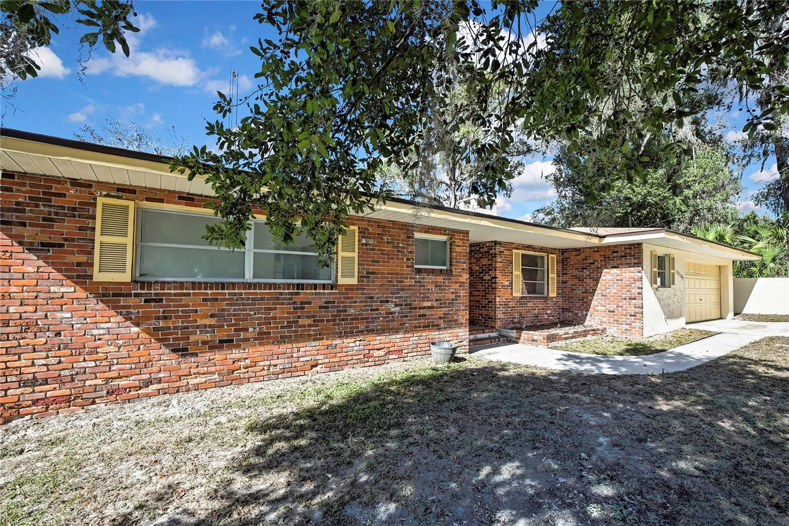 Image 40 of 54 For 12130 Maple Street