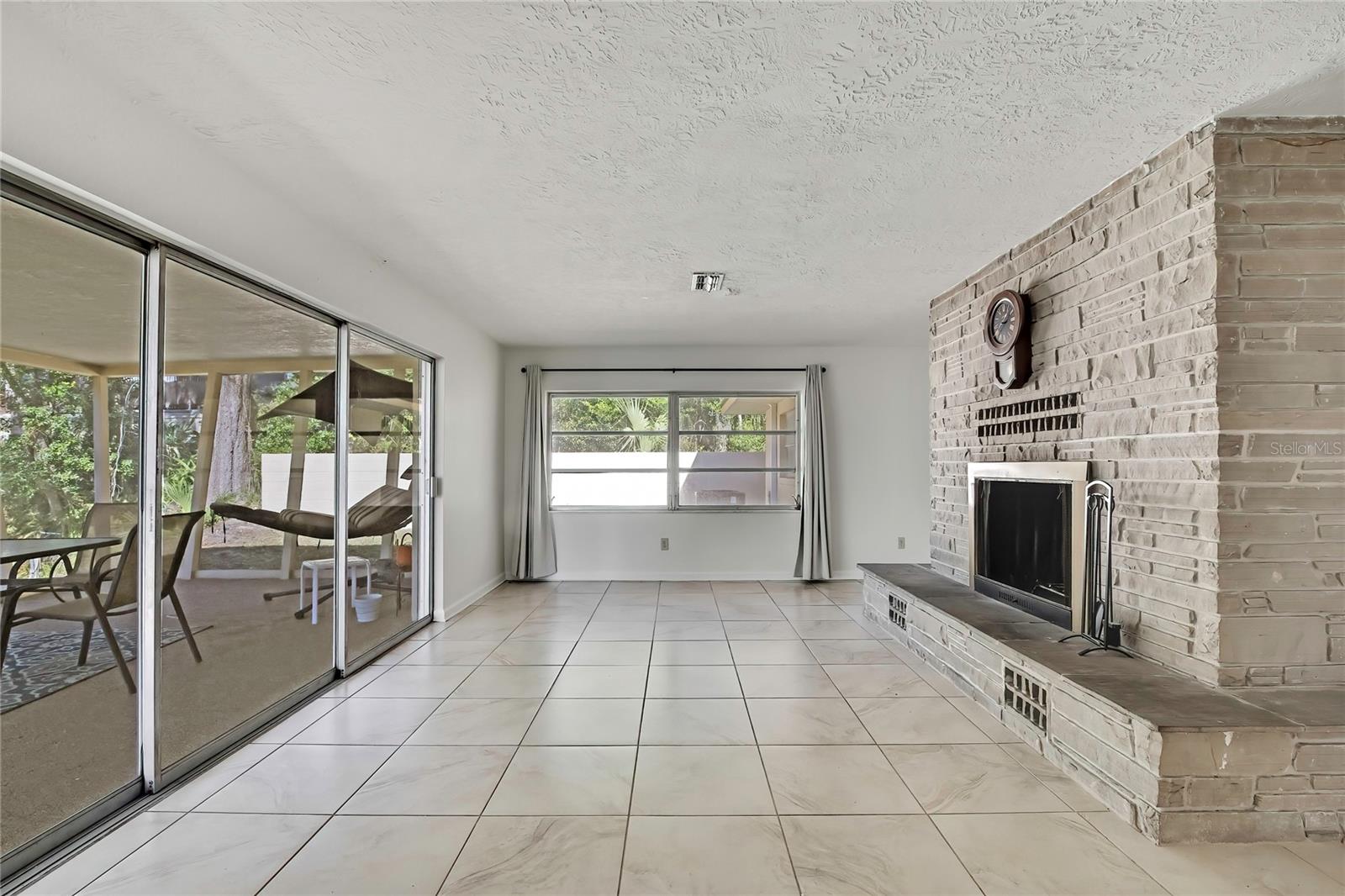 Image 5 of 54 For 12130 Maple Street