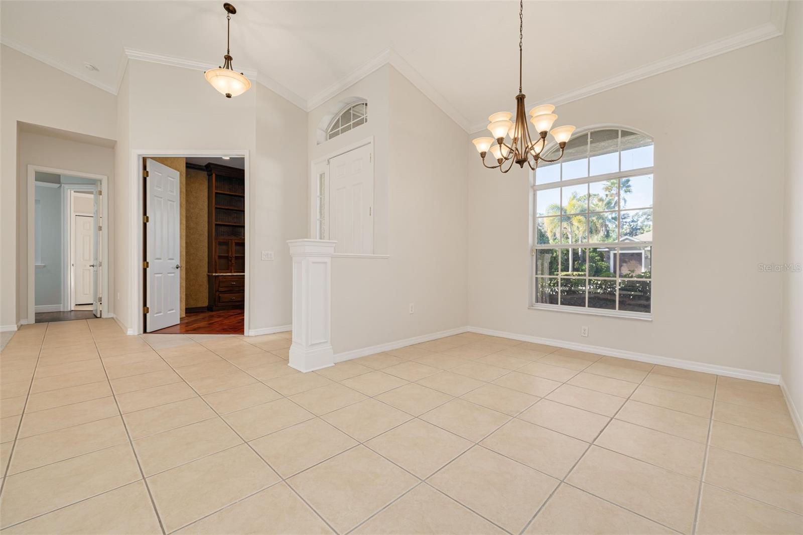 Listing photo id 9 for 5379 90th Avenue Circle E