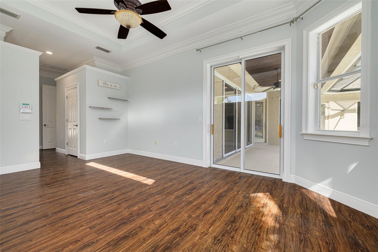 Listing photo id 25 for 5379 90th Avenue Circle E