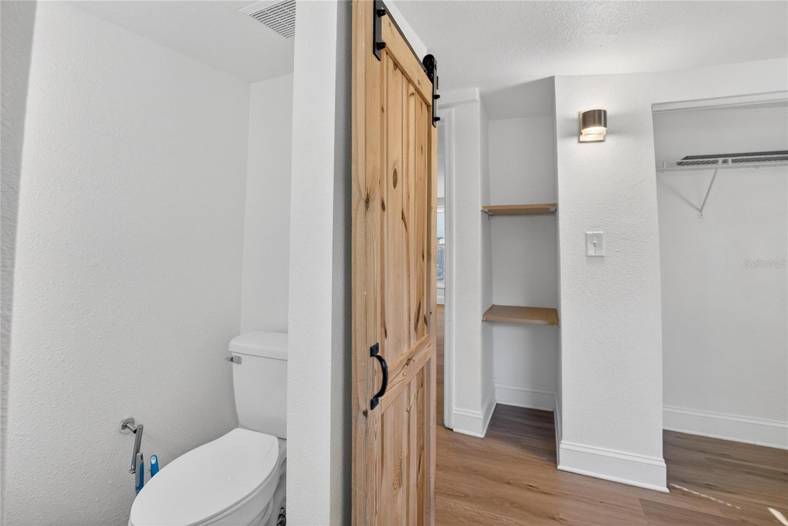 Image 15 of 33 For 1210 Cayuga Street