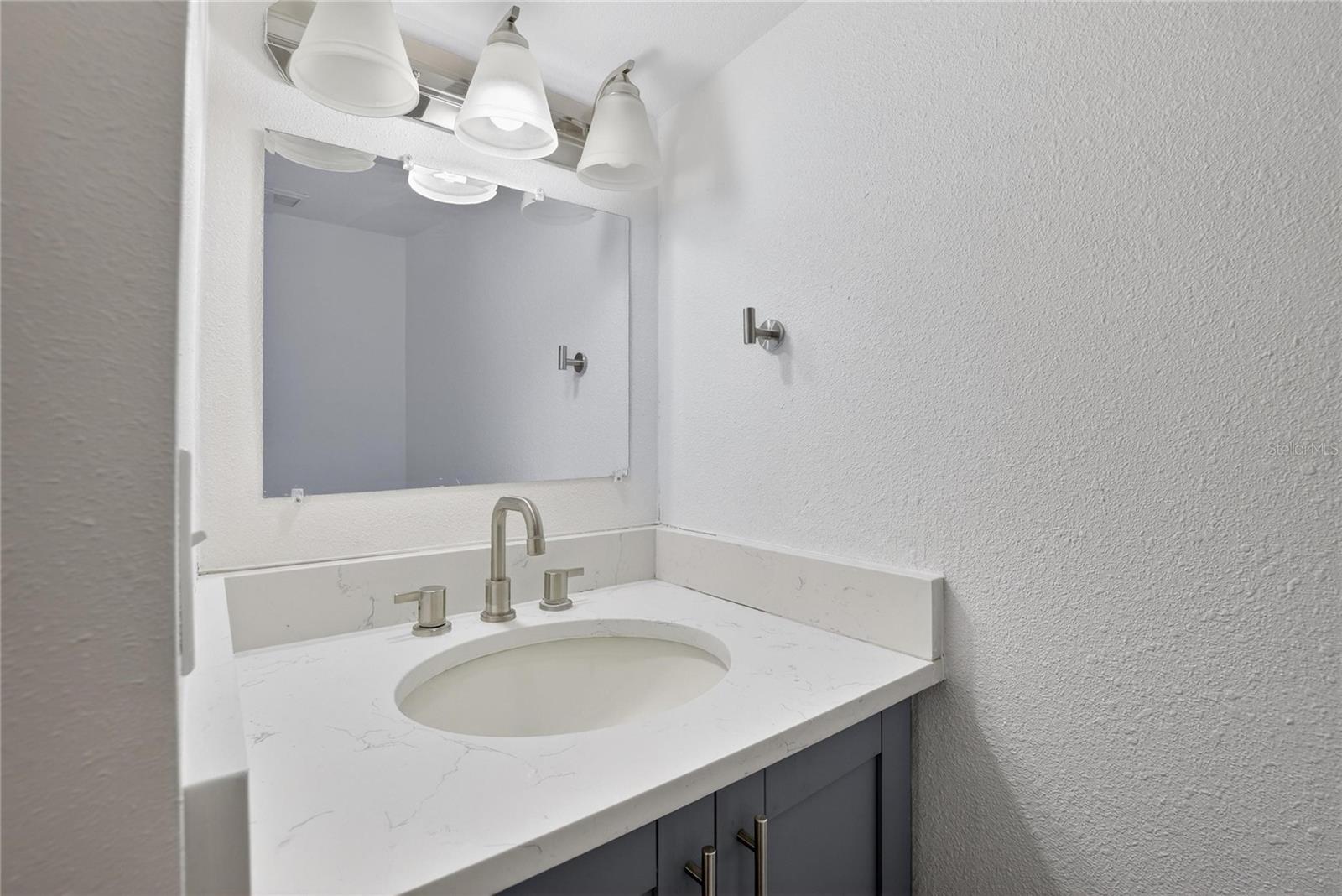 Image 19 of 33 For 1210 Cayuga Street