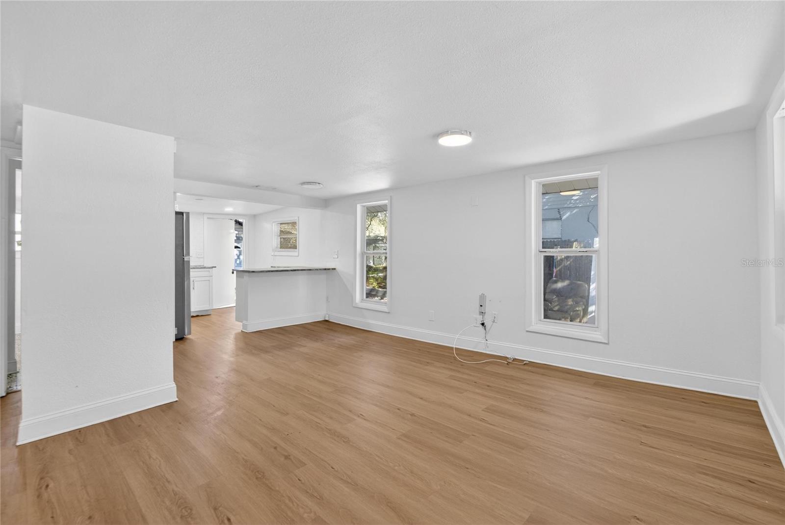 Image 4 of 33 For 1210 Cayuga Street