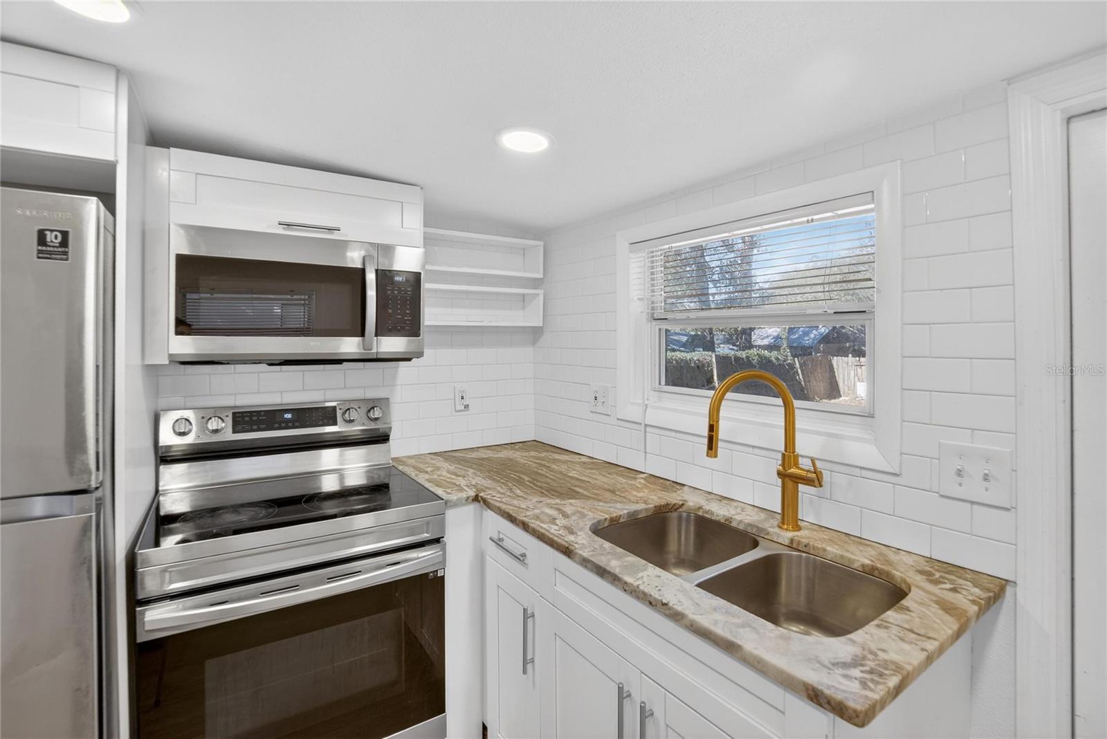 Image 8 of 33 For 1210 Cayuga Street