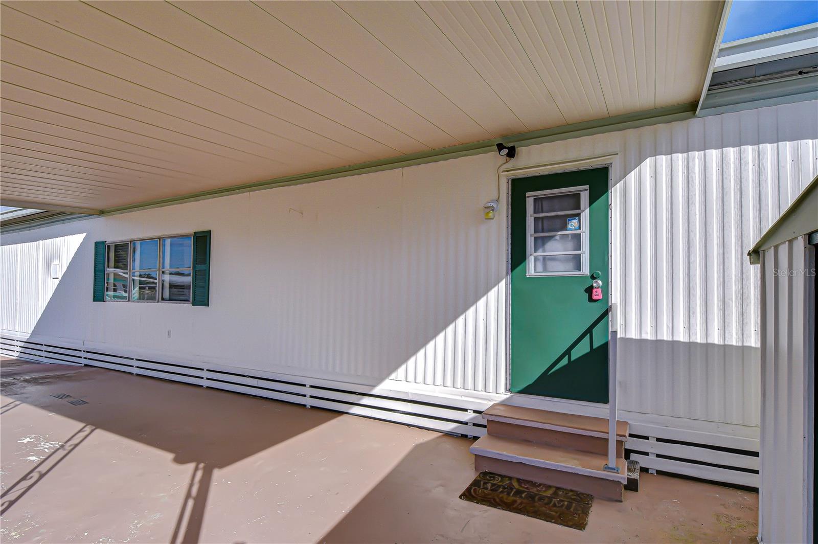 Image 28 of 41 For 39612 Sterling Drive