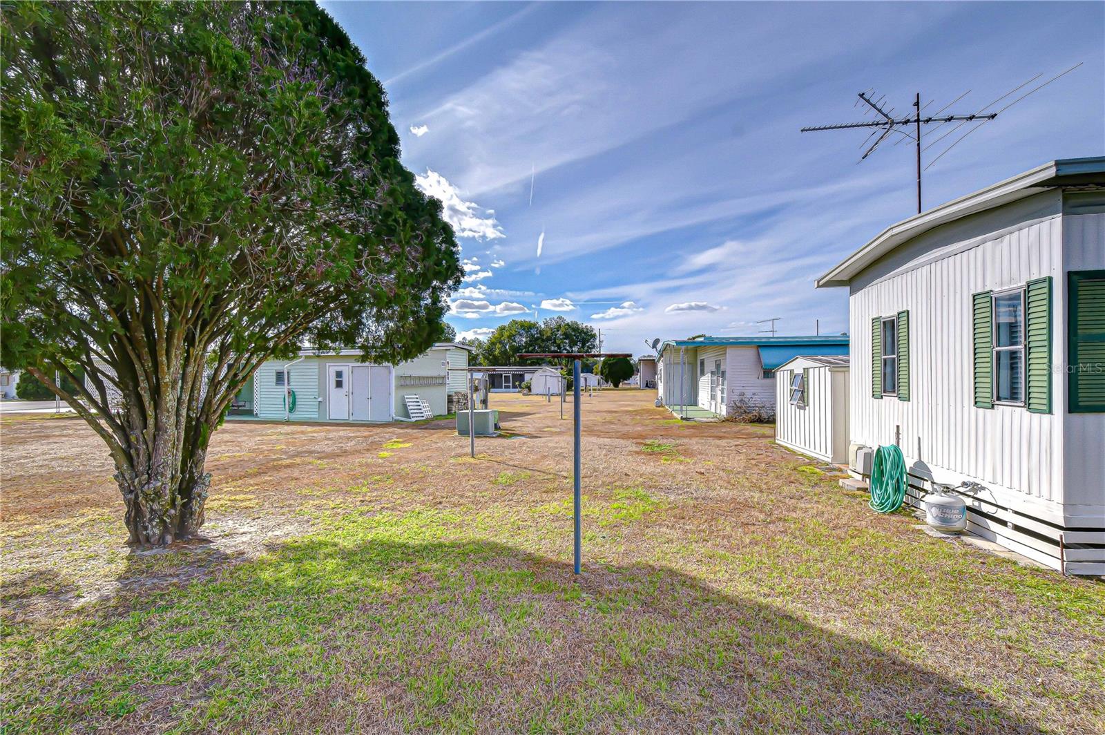 Image 35 of 41 For 39612 Sterling Drive