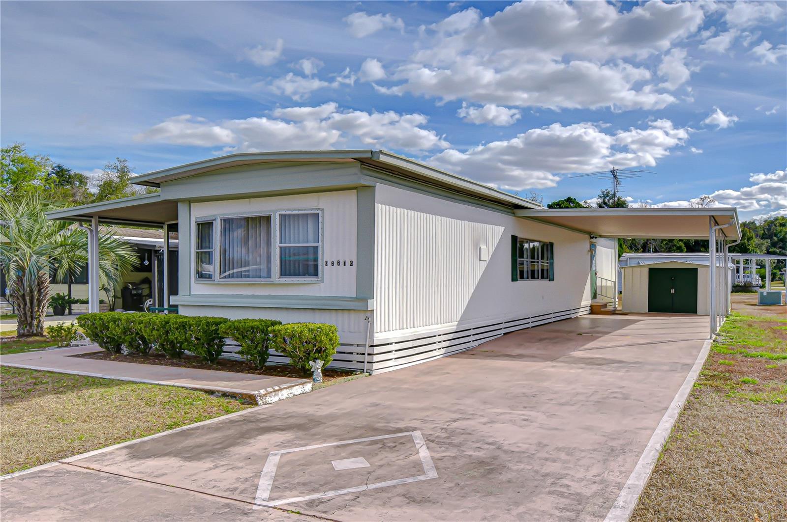 Image 37 of 41 For 39612 Sterling Drive