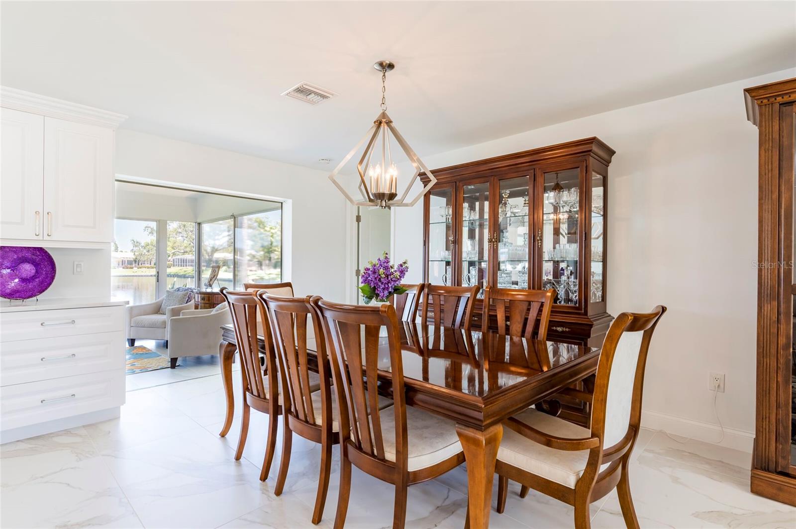 Image 14 of 41 For 13797 Pinecrest Drive