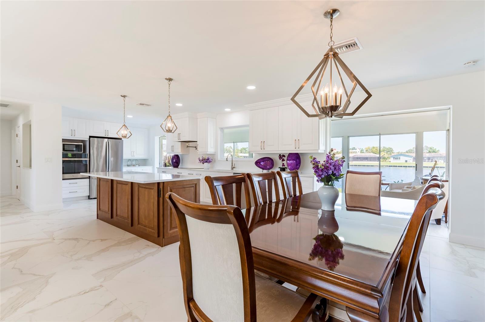 Image 15 of 41 For 13797 Pinecrest Drive