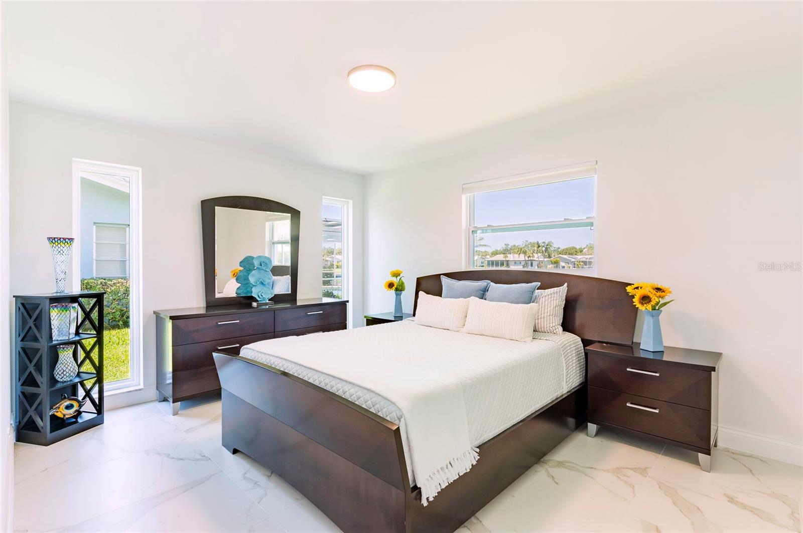 Image 29 of 41 For 13797 Pinecrest Drive