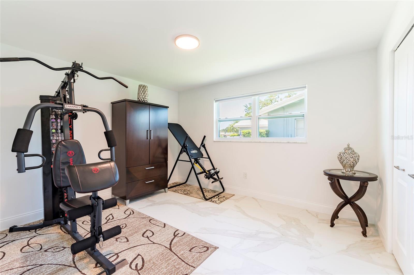 Image 31 of 41 For 13797 Pinecrest Drive