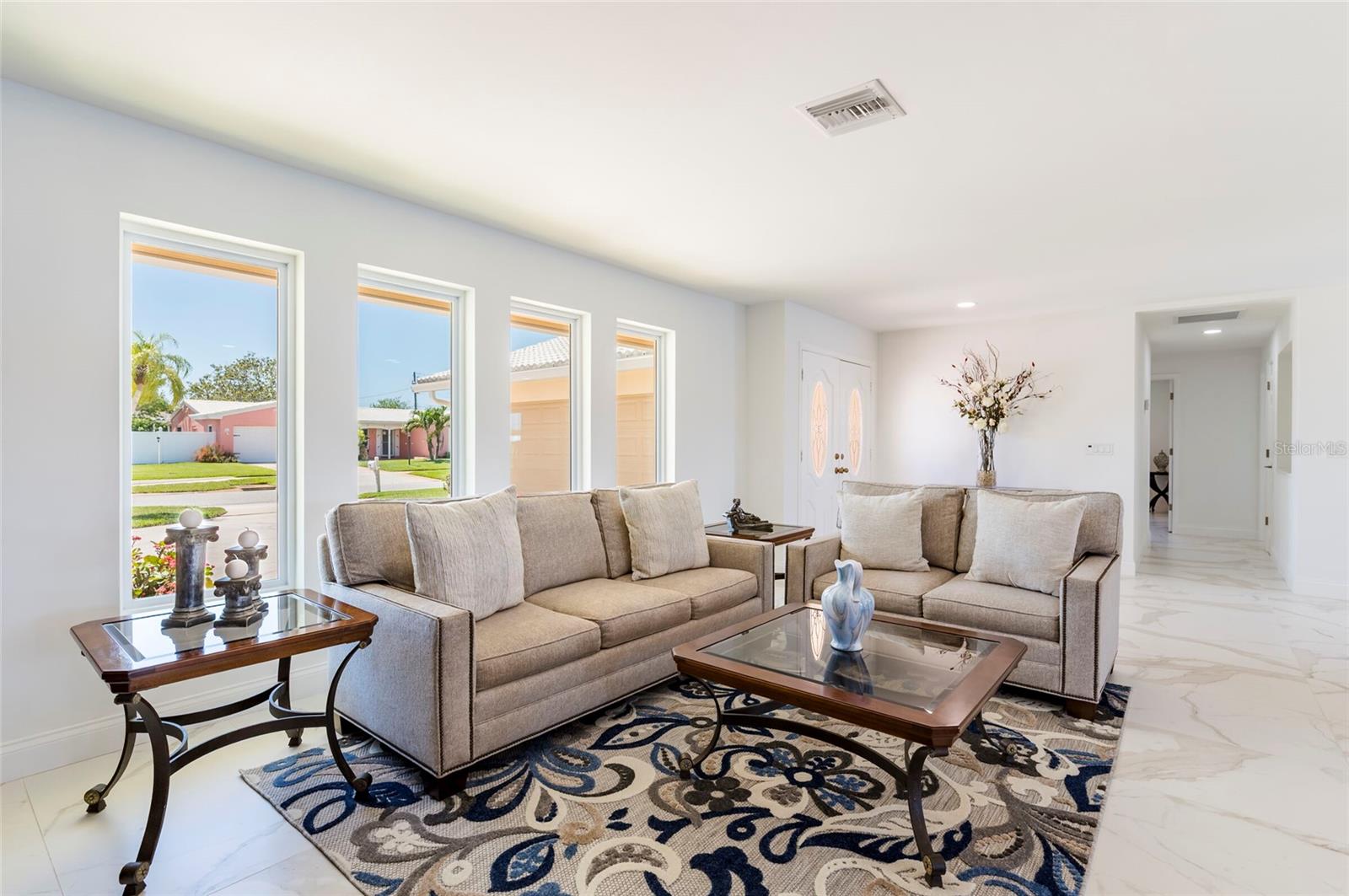 Image 6 of 41 For 13797 Pinecrest Drive