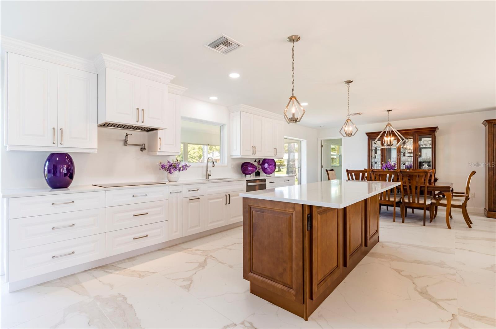 Image 8 of 41 For 13797 Pinecrest Drive