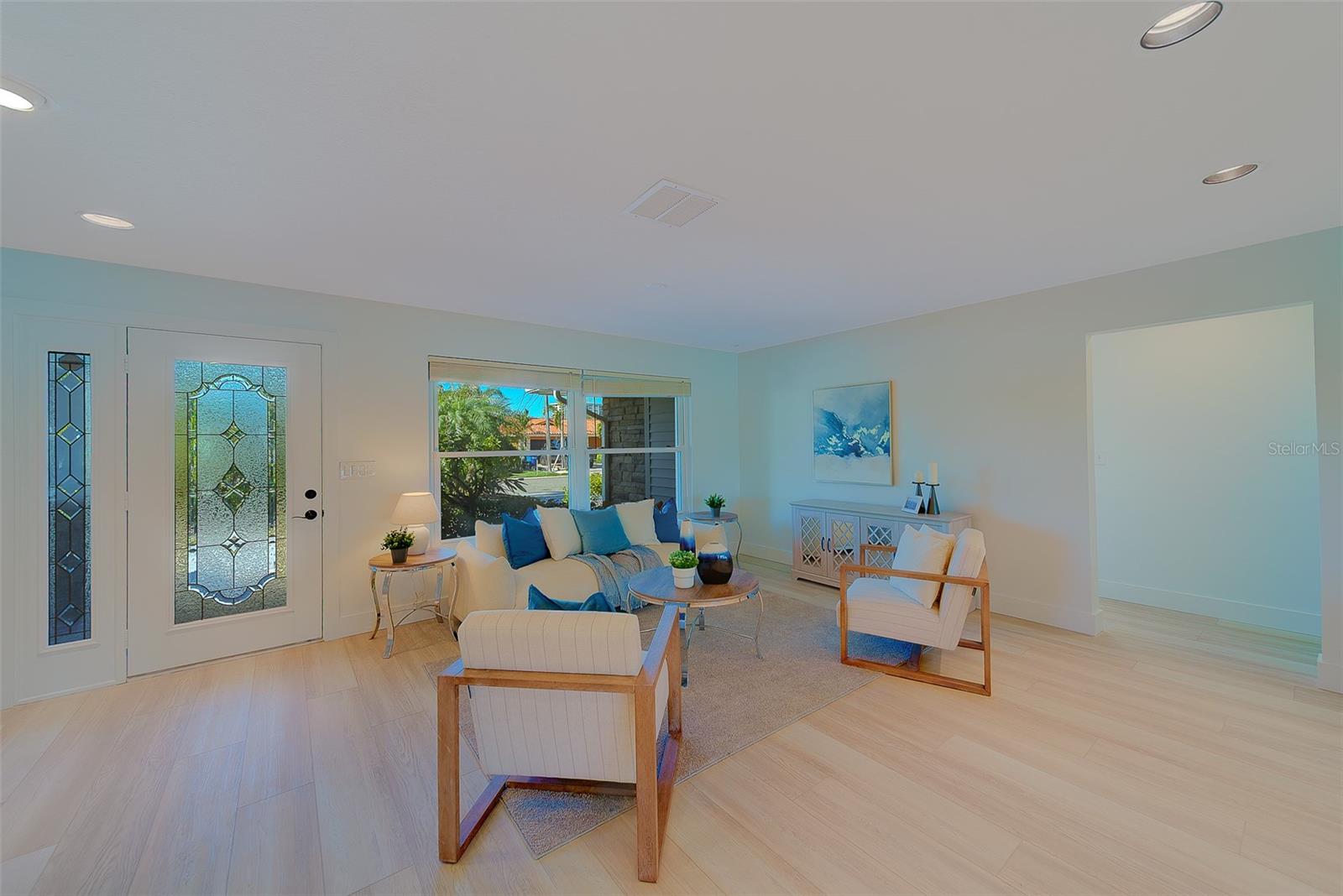 Image 10 of 90 For 207 Midway Island