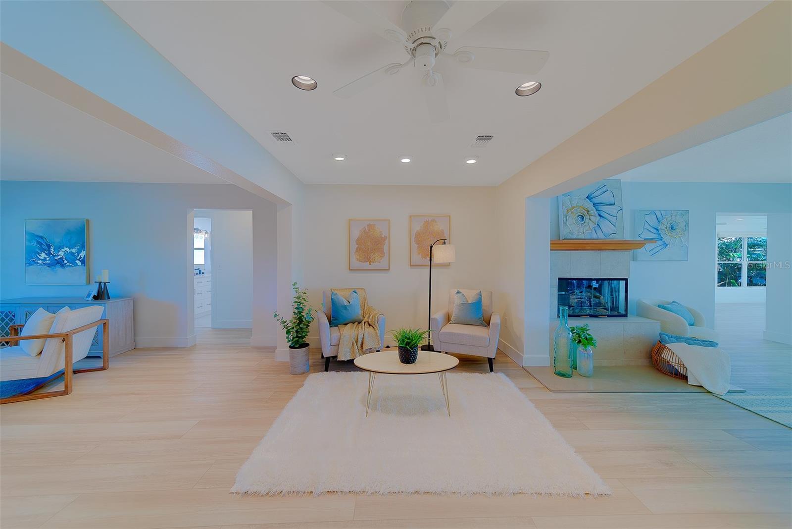 Image 17 of 90 For 207 Midway Island