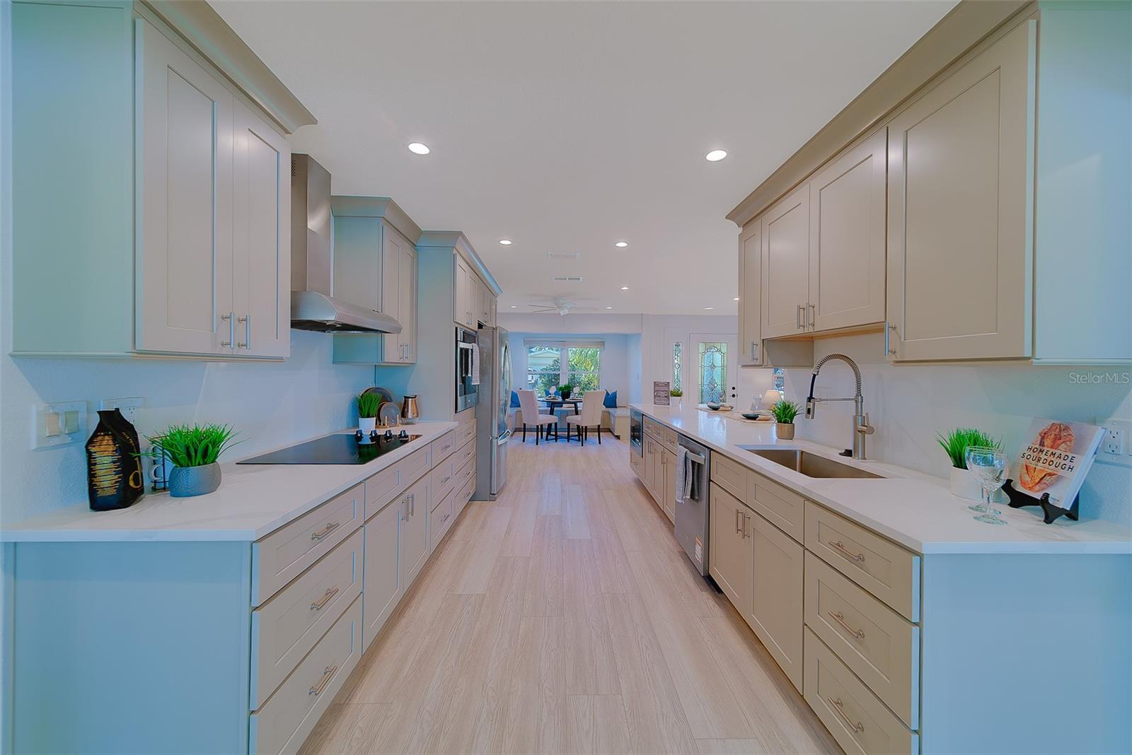 Image 4 of 90 For 207 Midway Island