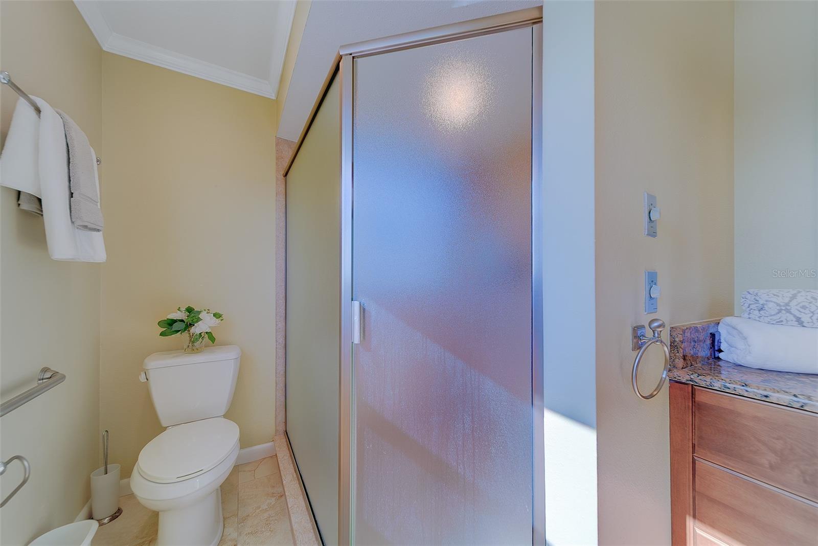 Image 54 of 90 For 207 Midway Island