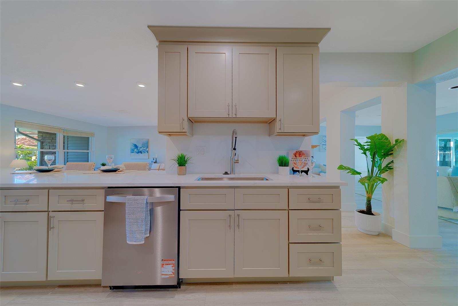 Image 57 of 90 For 207 Midway Island