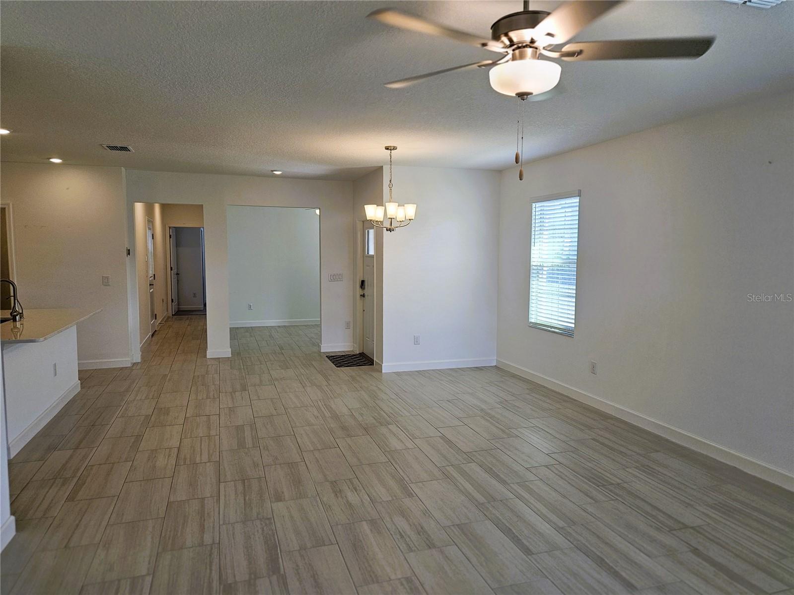 Image 15 of 37 For 10980 Gable Dig Loop