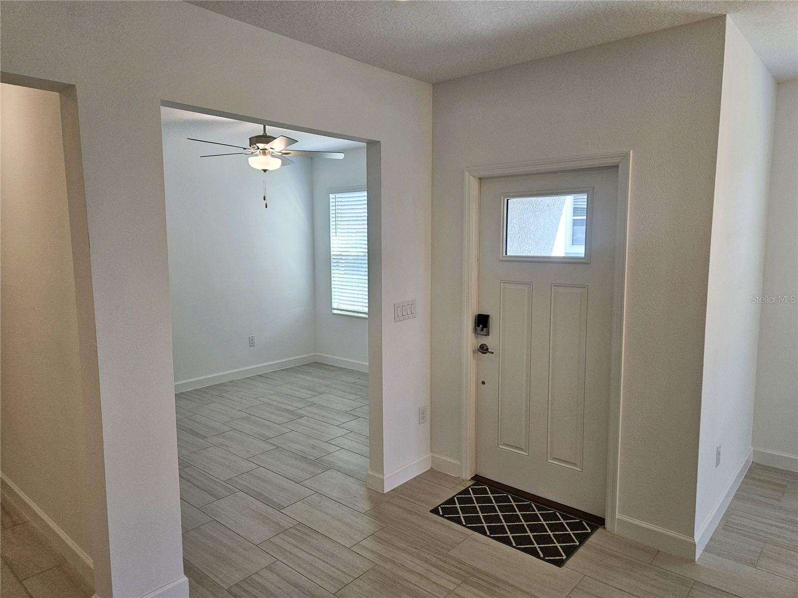 Image 4 of 37 For 10980 Gable Dig Loop