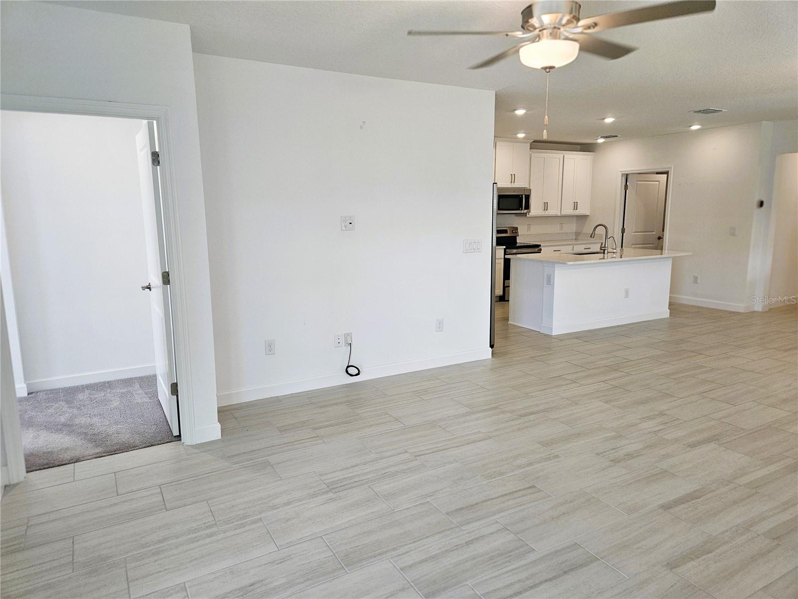 Image 7 of 37 For 10980 Gable Dig Loop