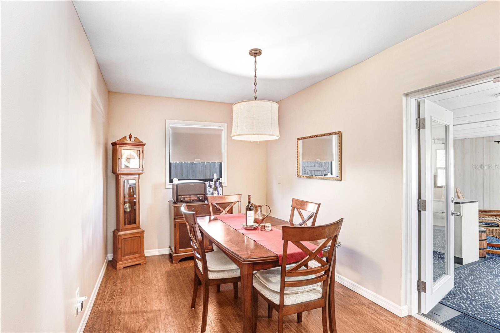 Image 10 of 32 For 8509 Foxcroft Drive