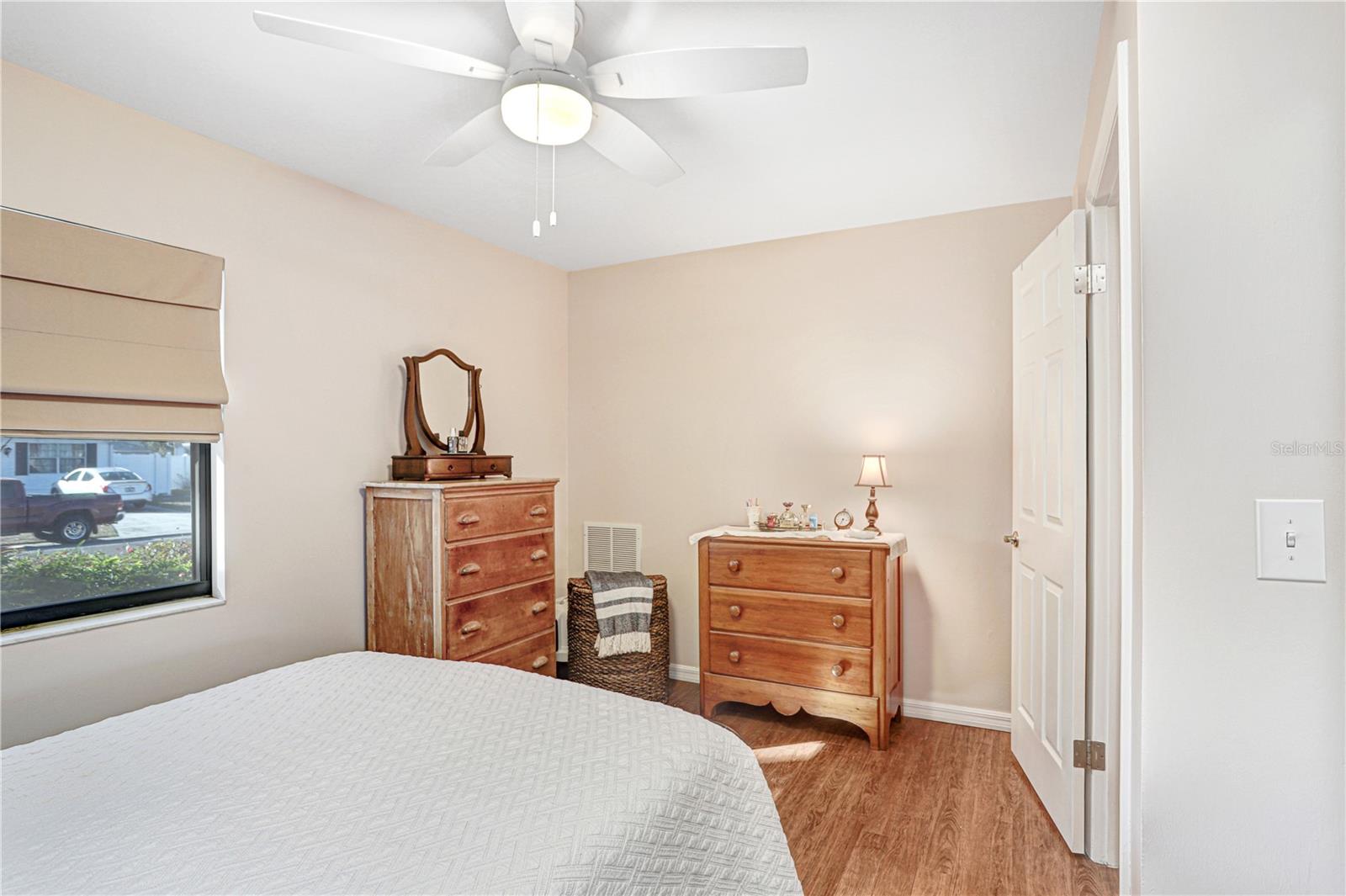 Image 12 of 32 For 8509 Foxcroft Drive