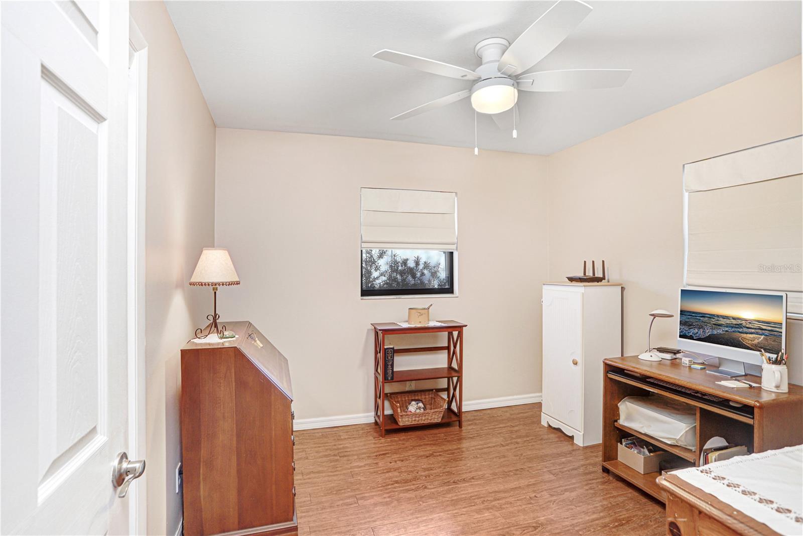 Image 13 of 32 For 8509 Foxcroft Drive