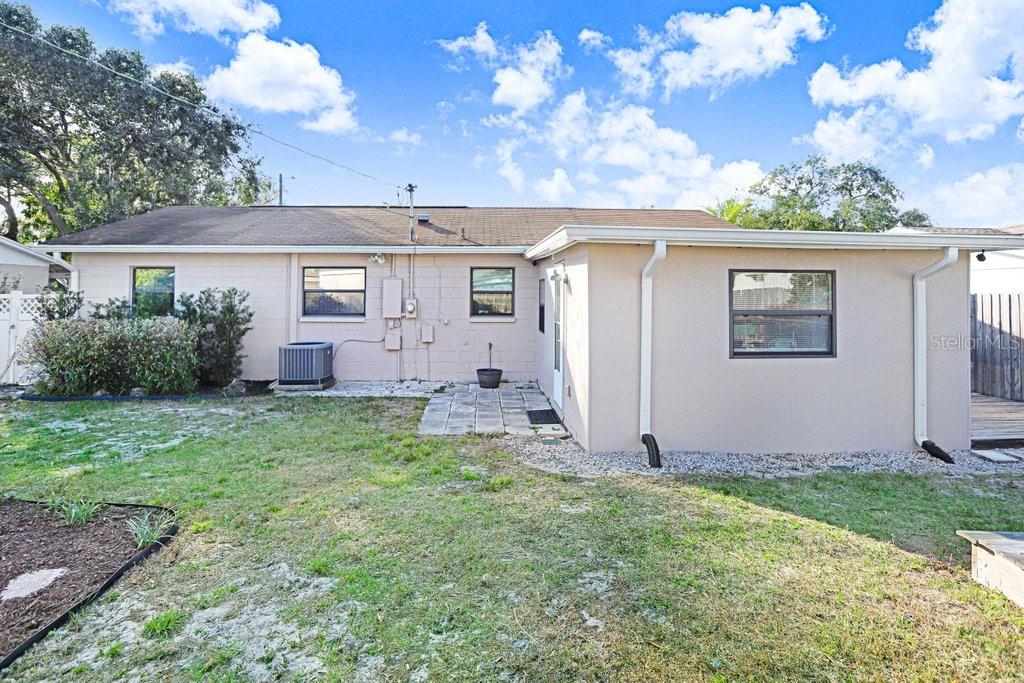 Image 28 of 32 For 8509 Foxcroft Drive