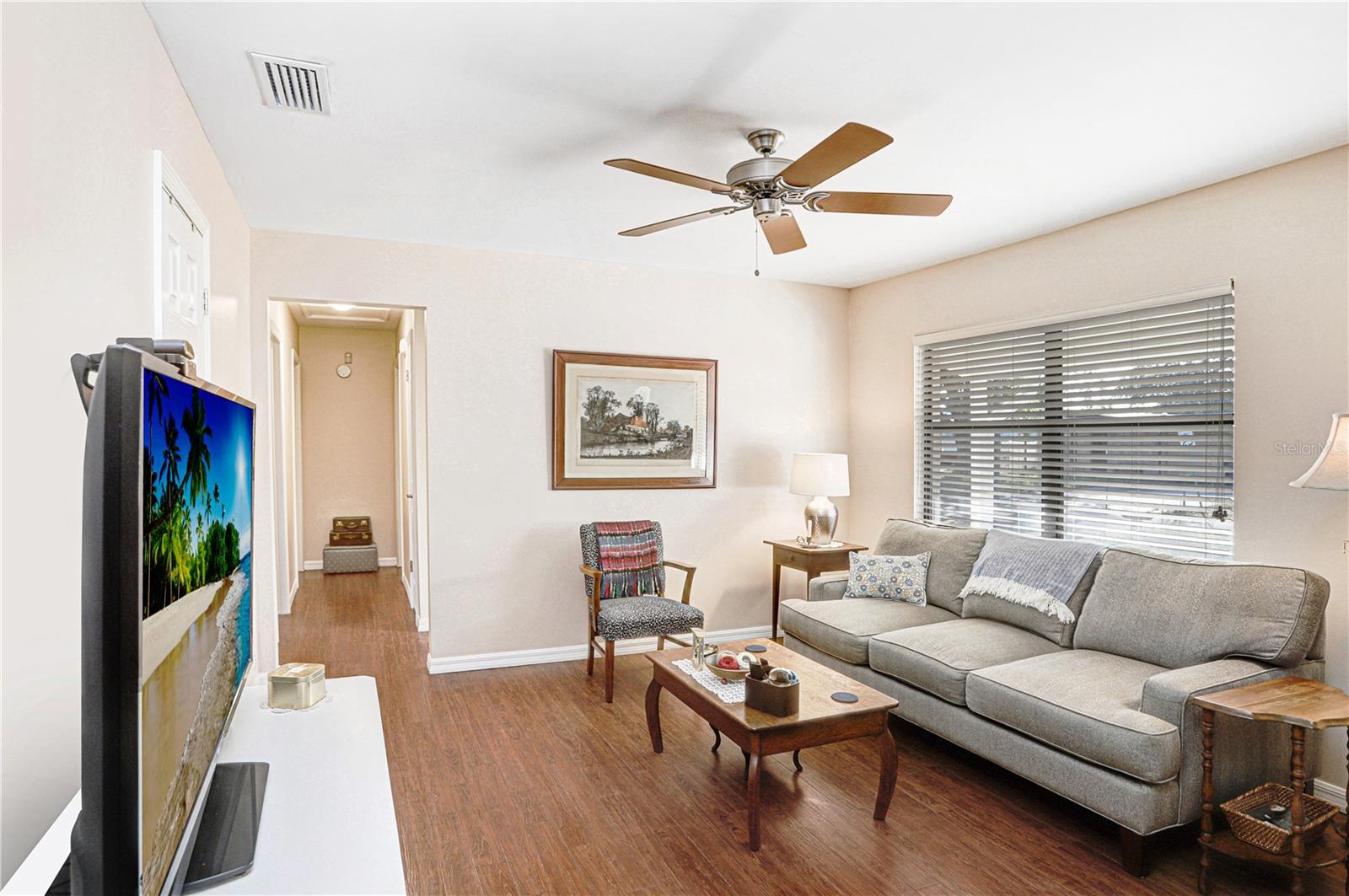 Image 4 of 32 For 8509 Foxcroft Drive