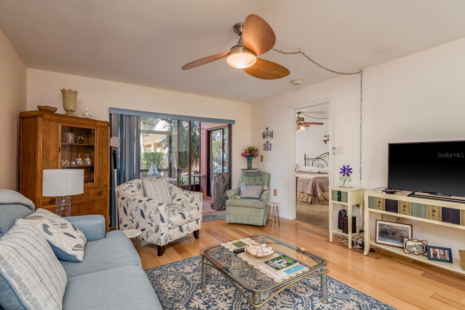 Image 10 of 46 For 40 Orange Street 102