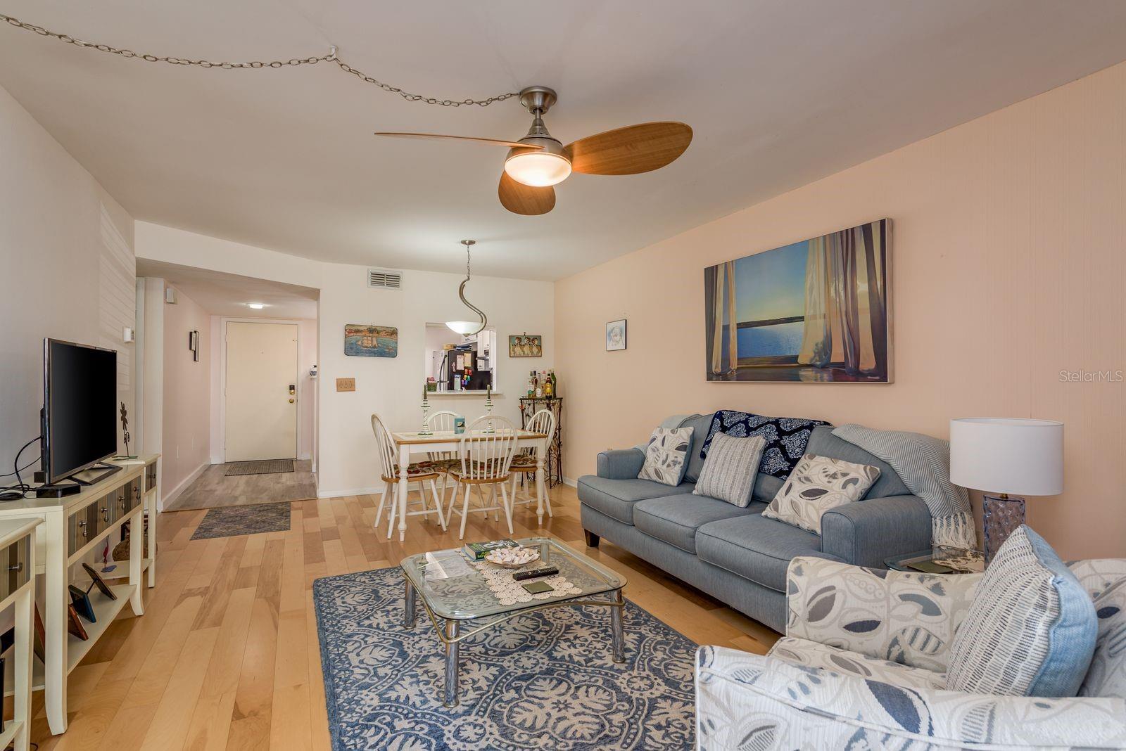 Image 11 of 46 For 40 Orange Street 102