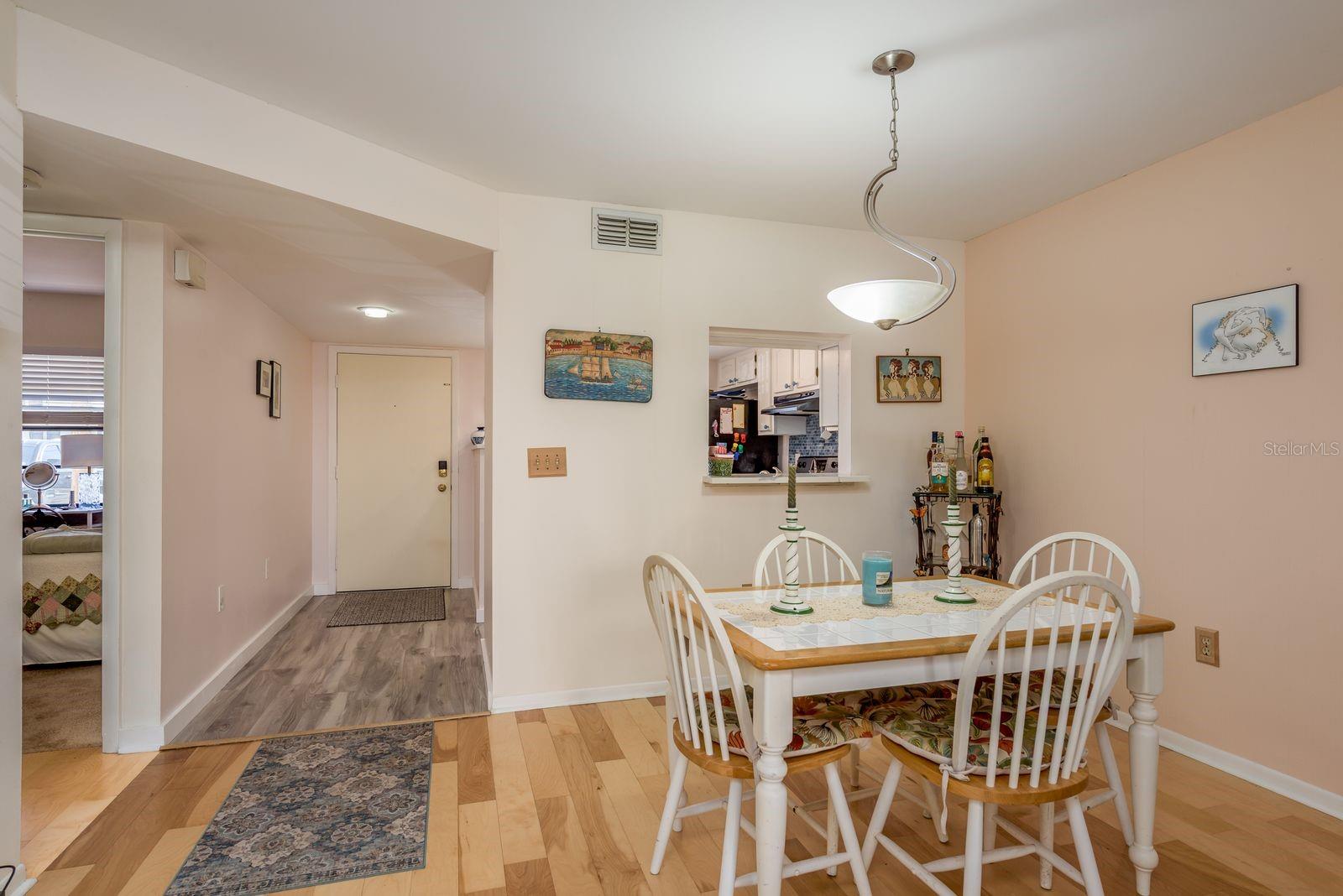 Image 12 of 46 For 40 Orange Street 102