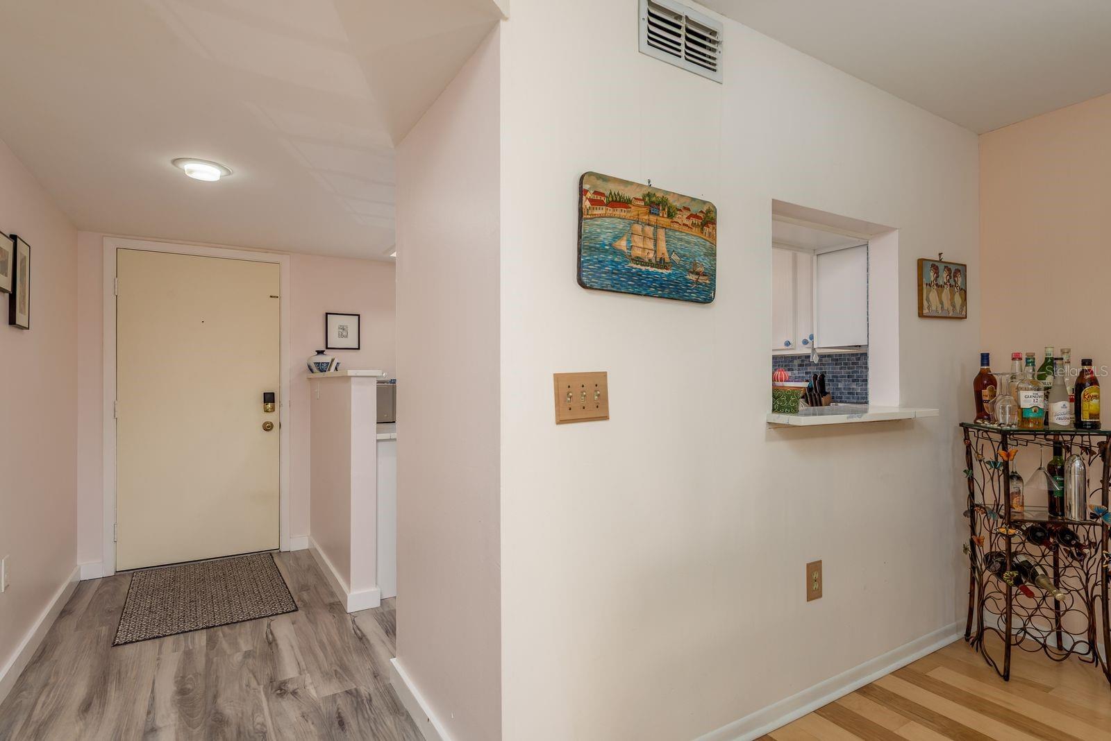 Image 13 of 46 For 40 Orange Street 102