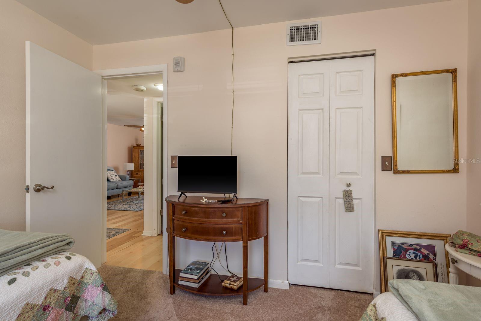 Image 22 of 46 For 40 Orange Street 102