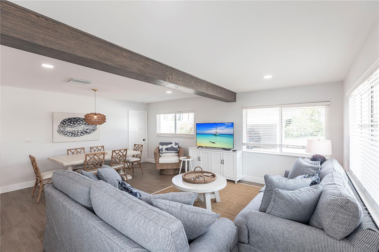 Image 2 of 23 For 6020 Midnight Pass Road 27