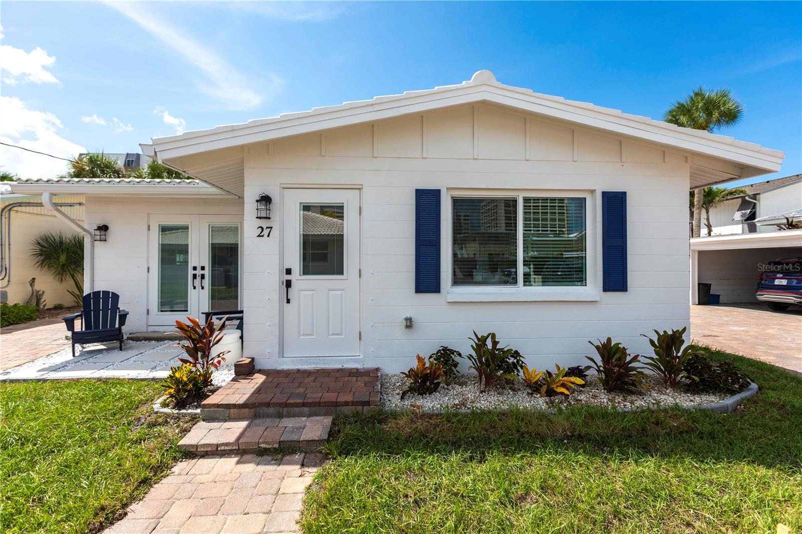 Image 23 of 23 For 6020 Midnight Pass Road 27