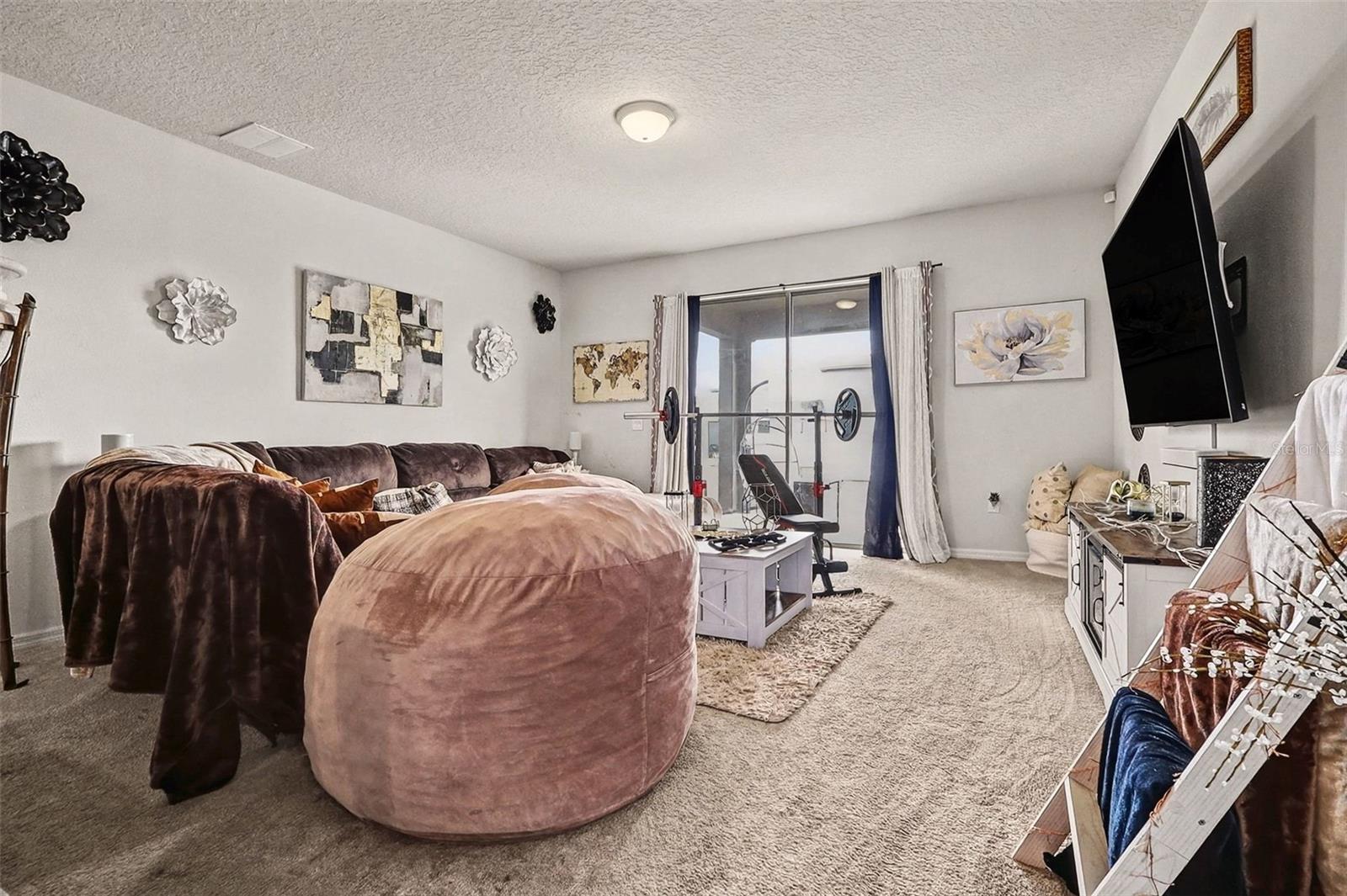 Image 4 of 31 For 213 Citrus Isle Loop