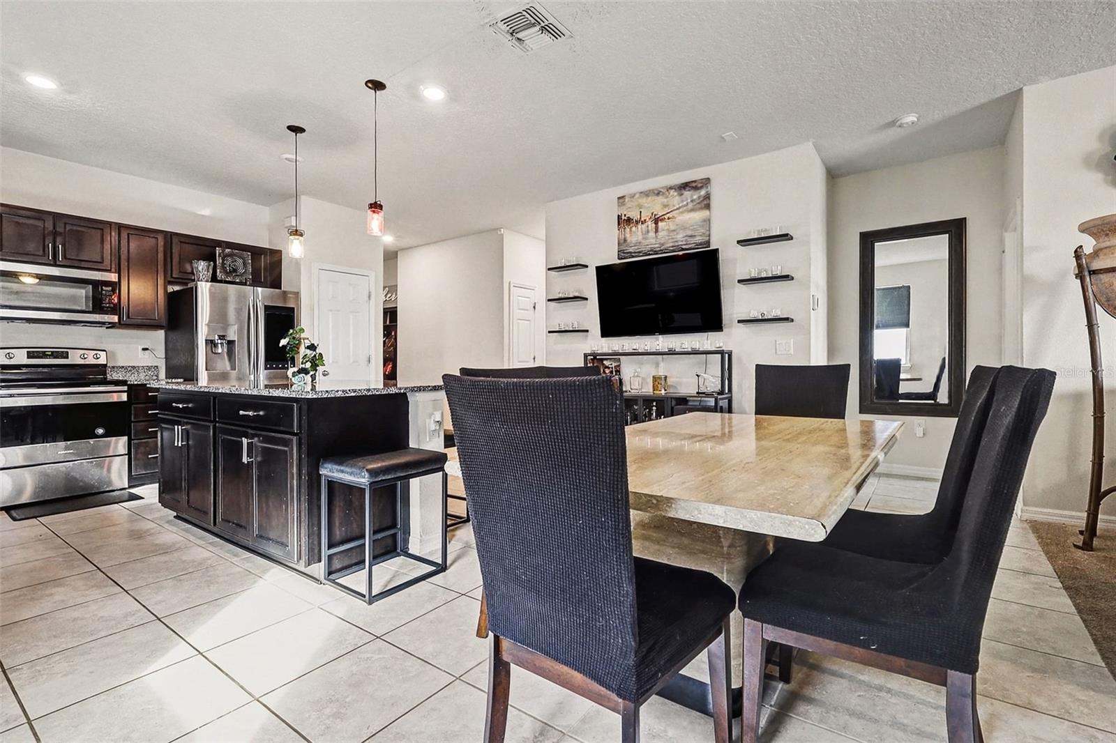 Image 8 of 31 For 213 Citrus Isle Loop