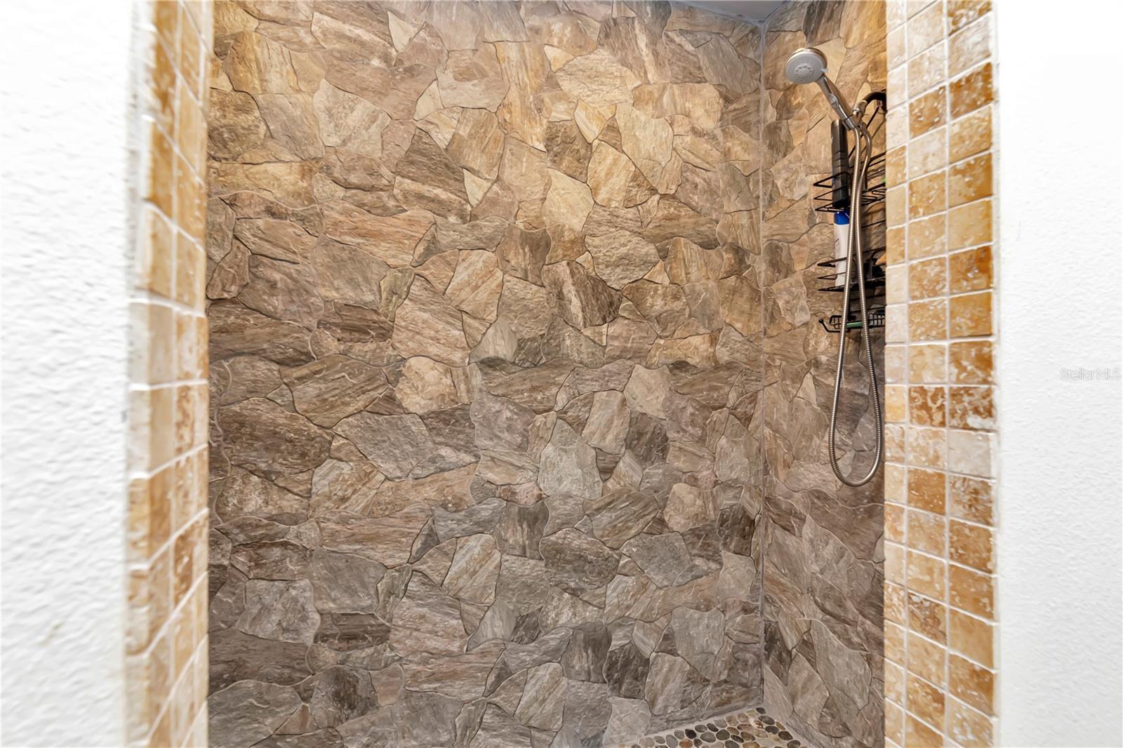 Image 19 of 40 For 1300 Amble Lane