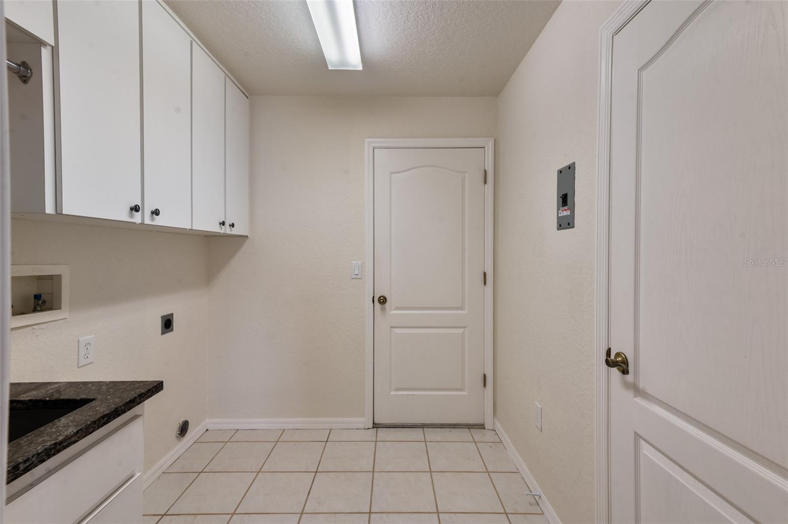 Image 34 of 50 For 17338 Mediterranean Circle