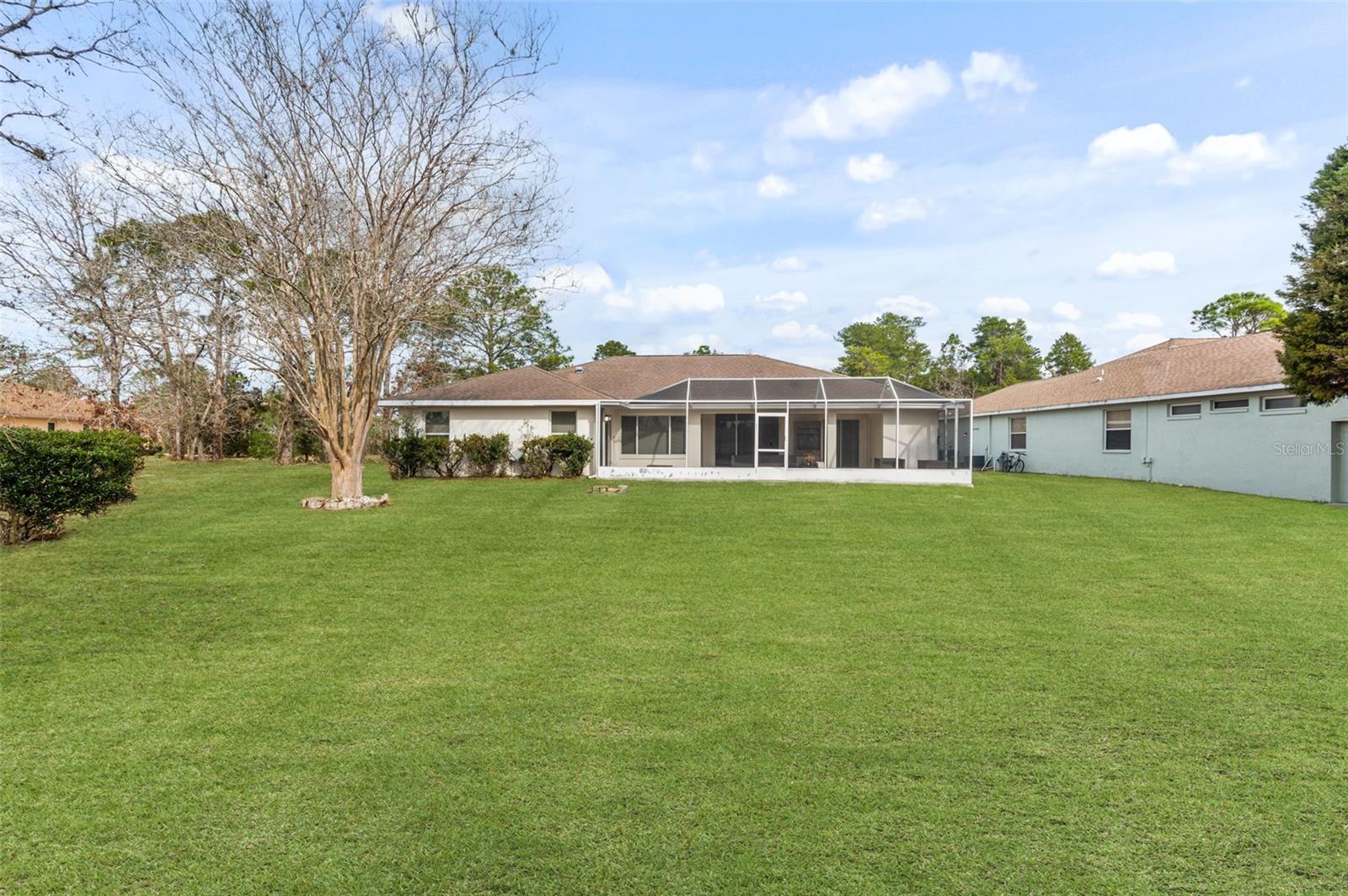 Image 38 of 50 For 17338 Mediterranean Circle