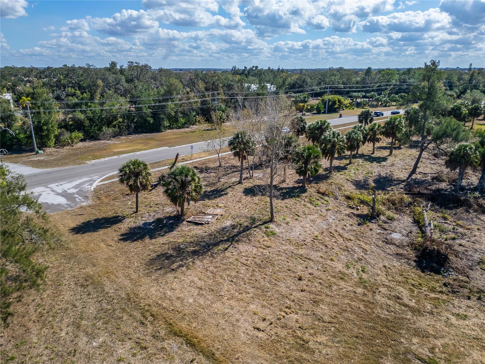 Listing photo id 41 for 819 Golf And Sea Boulevard