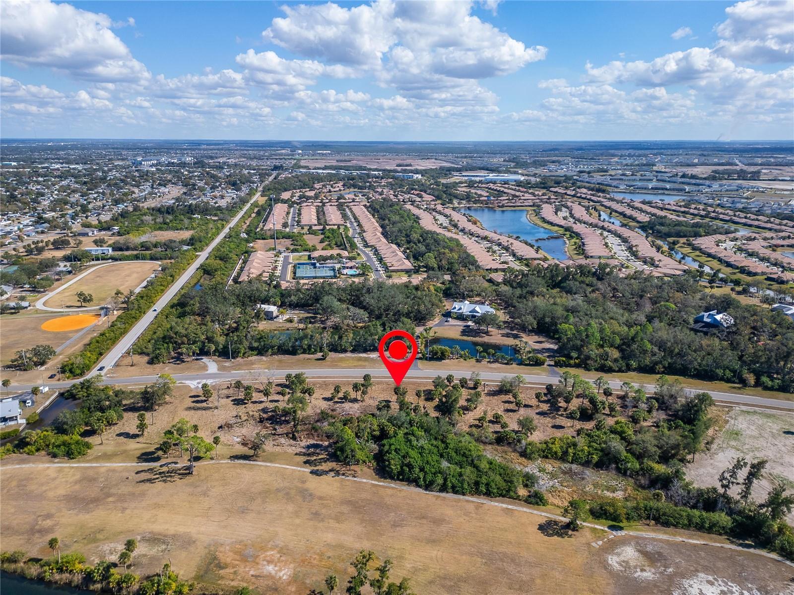 Listing photo id 4 for 819 Golf And Sea Boulevard